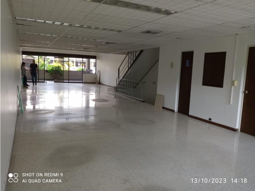 OFICINA 432M2 ALQUILO - CENTROEMPRESA — foto 4