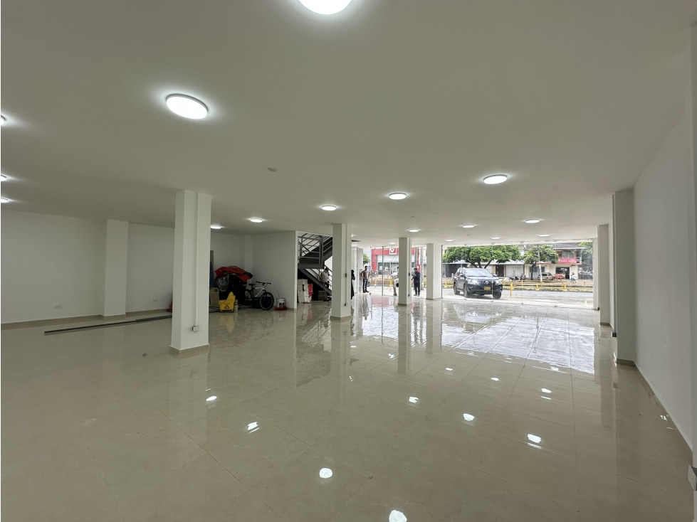 ALQUILER- VENTA - EDIFICIO ESQUINERO 638M2 - EUCARISTICO - 6