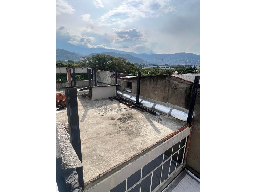 ÁREA CORPORATIVA 400M2 EN ALQUILER BARRIO EL LIMONAR — foto 5