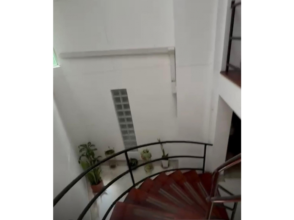 CONSULTORIO EN ALQUILER EN SAN VICENTE CALI — foto 5