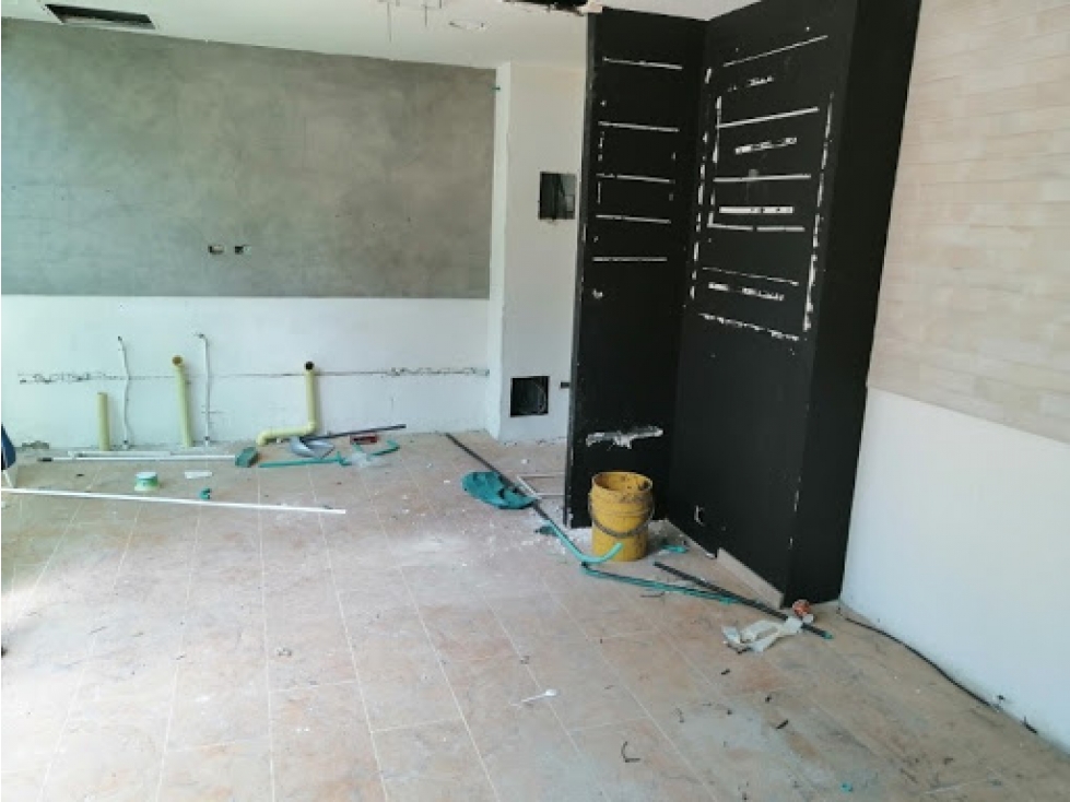 LOCAL EN VENTA EN CENTENARIO PARA INVERSIÓN — foto 3
