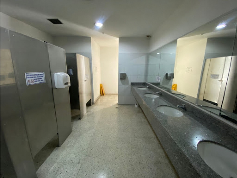 ALQUILA LOCAL EN EDIFICIO PILOTO CALI — foto 6