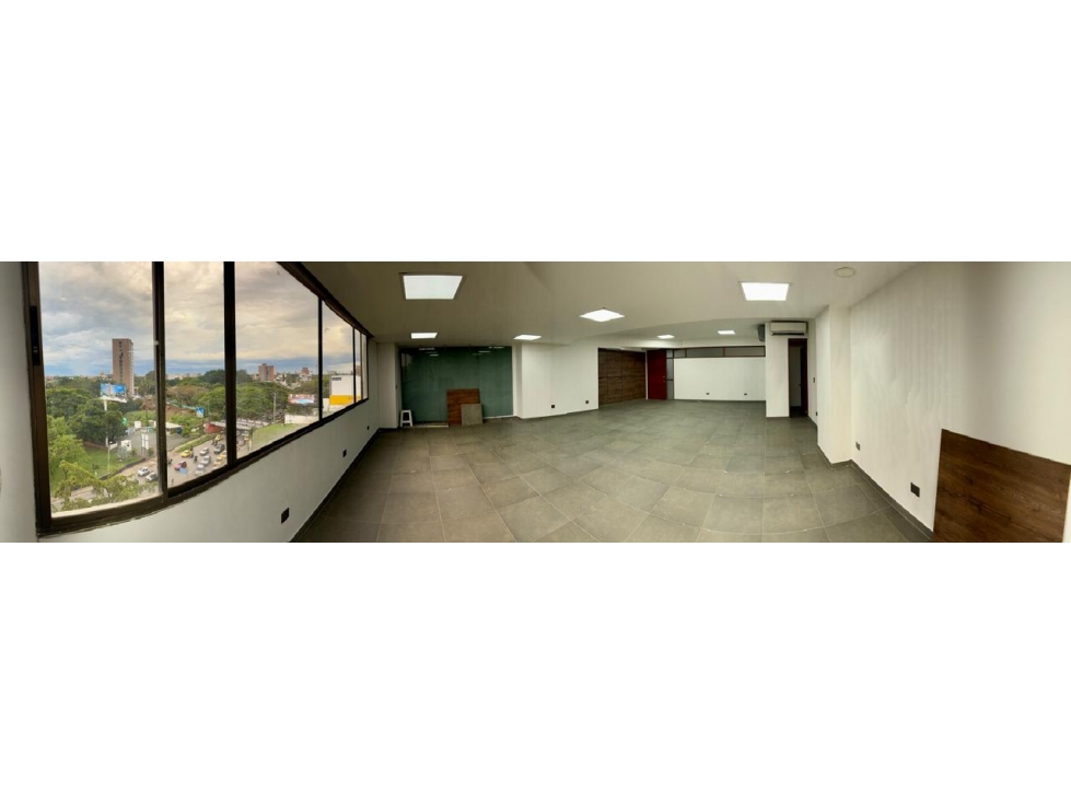 ALQUILO OFICINA HALL EMPRESARIAL CHIPICHAPE — foto 5