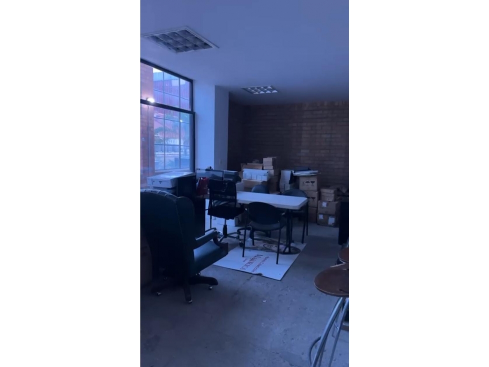 OFICINA 80M2 P2 - ALQUILER CHIPICHAPE - CALI — foto 6