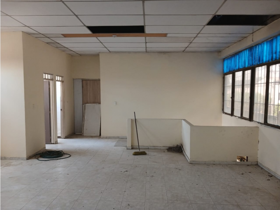 Bodega 2.000 m² en Alquiler | Doble Acceso | La Dolores, Vía Palmira - 5