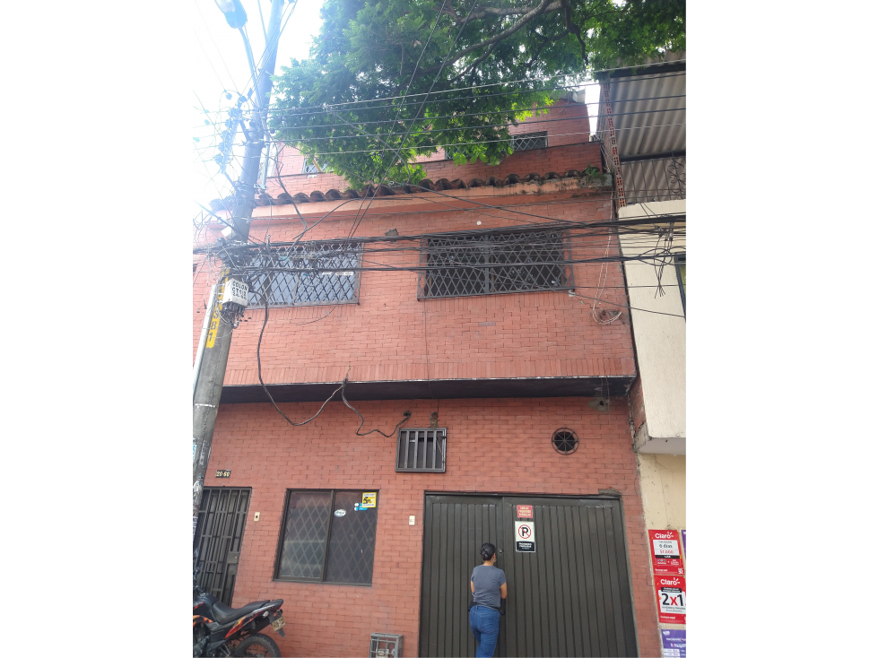 VENDE EDIFICACION USO INDUSTRIAL BARRIO BELALCAZAR