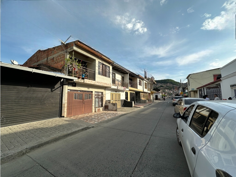 LOCAL SEGUNDO PISO EN VENTA PARA ESTRENAR CENTRO DE YUMBO - 3