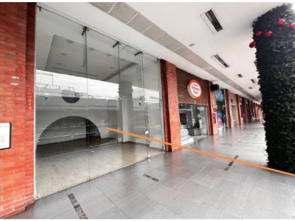 ALQUILA LOCAL EN CENTRO COMERCIAL CHIPICHAPE