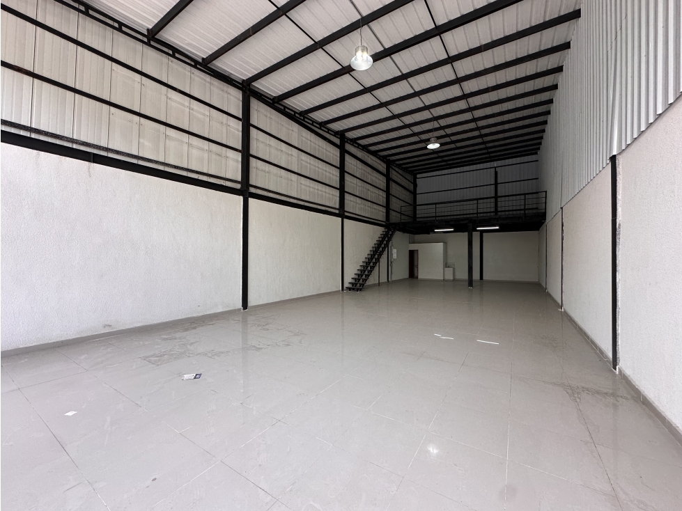 LOCAL EN ALQUILER STRIP MALL ARROYOHONDO VIA ANTIGUA CALI - YUMBO - 1