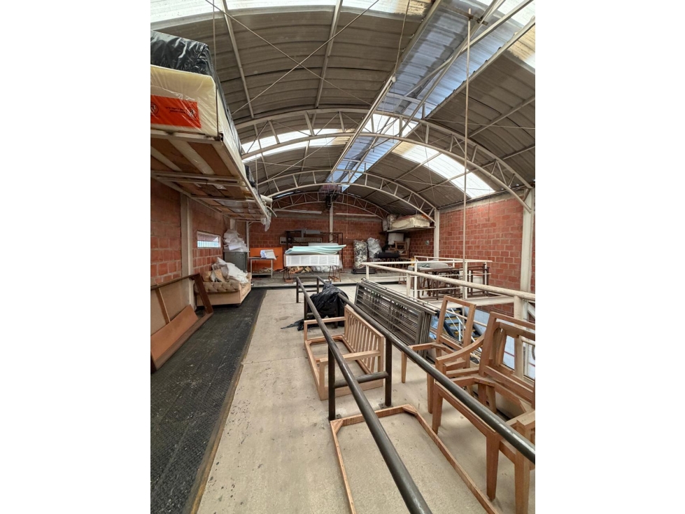 BODEGA 430 M2 VENDE / ALQUILA EN SAN VICENTE NORTE CALI — foto 3