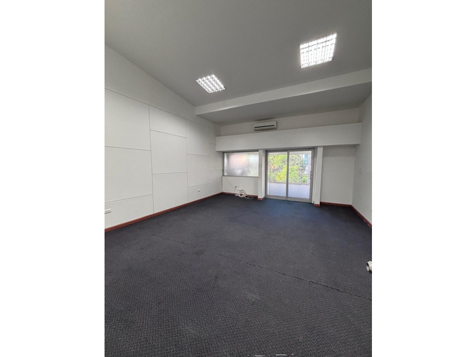 OFICINA DE 90 m2 EN ALQUILER CIUDAD JARDIN CALI — foto 4