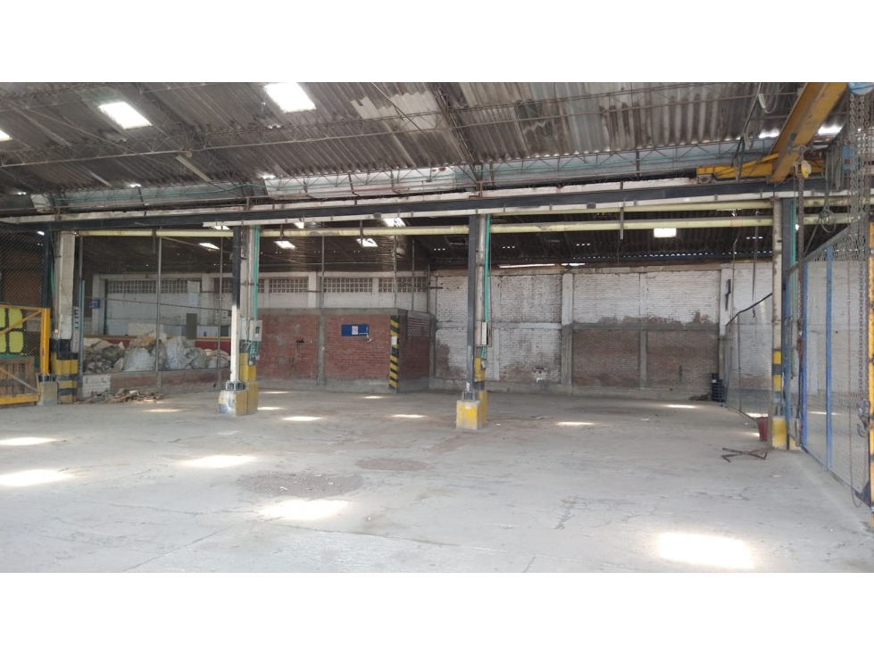 ALQUILO BODEGA SECTOR INDUSTRIAL ARROYOHONDO — foto 5