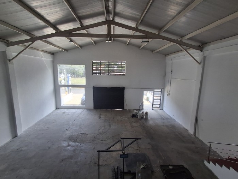 VENDE LOCAL EN LA FLORA CALI — foto 3