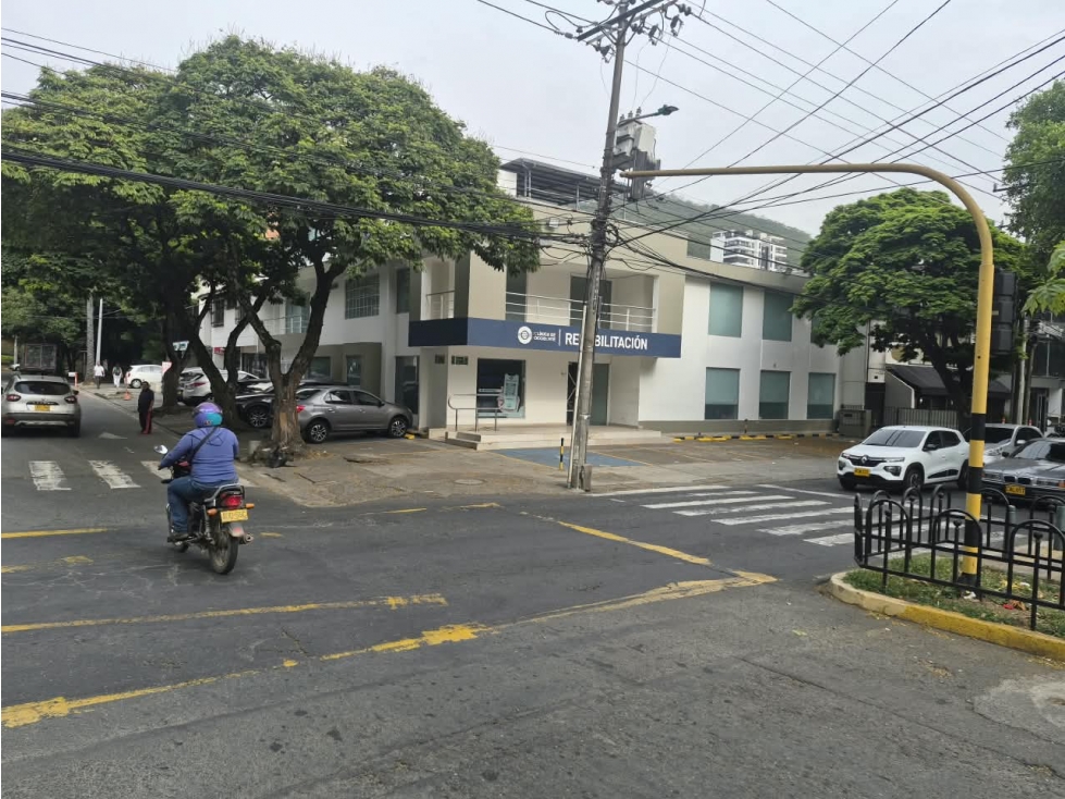 EDIFICIO COMERCIAL EN ALQUILER SANTA MÓNICA CALI - 4