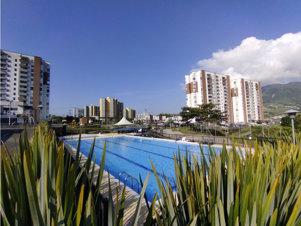 ARRIENDO APARTAMENTO EN BAMBU - 1
