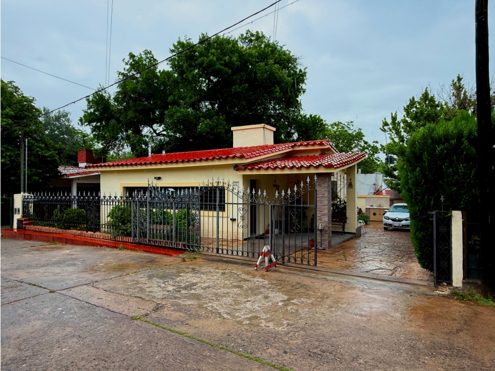 VENTA CASA SAN ANTONIO LA MEJOR UBICACIÓN OPORTUNIDAD - 2