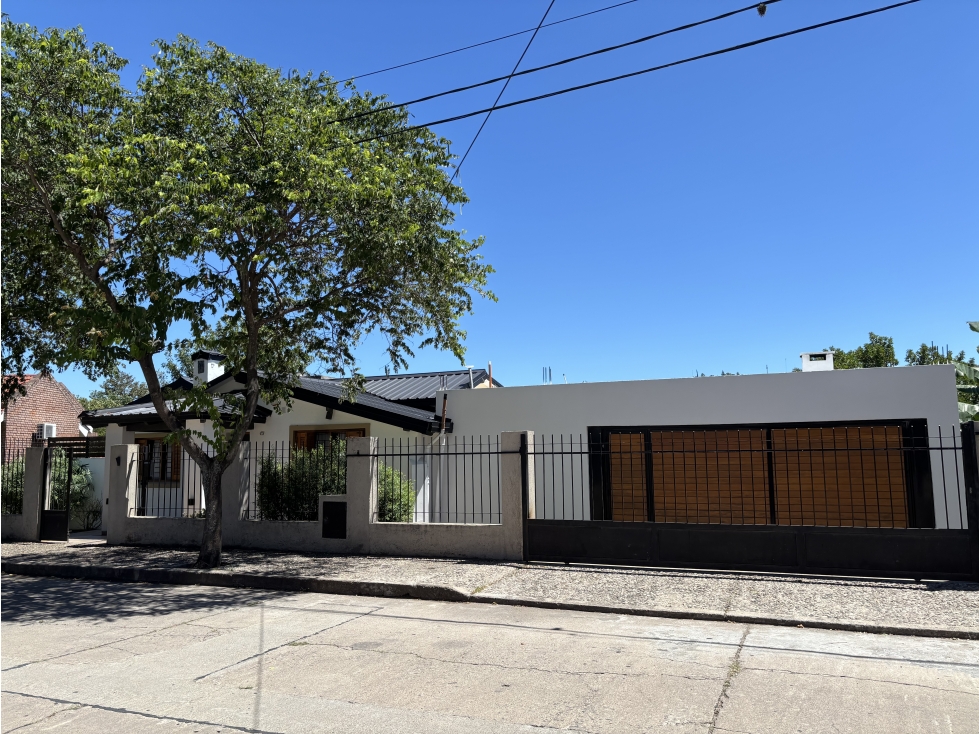 VENTA CASA APTA CRÉDITO EN MANANTIALES CARLOS PAZ - 2
