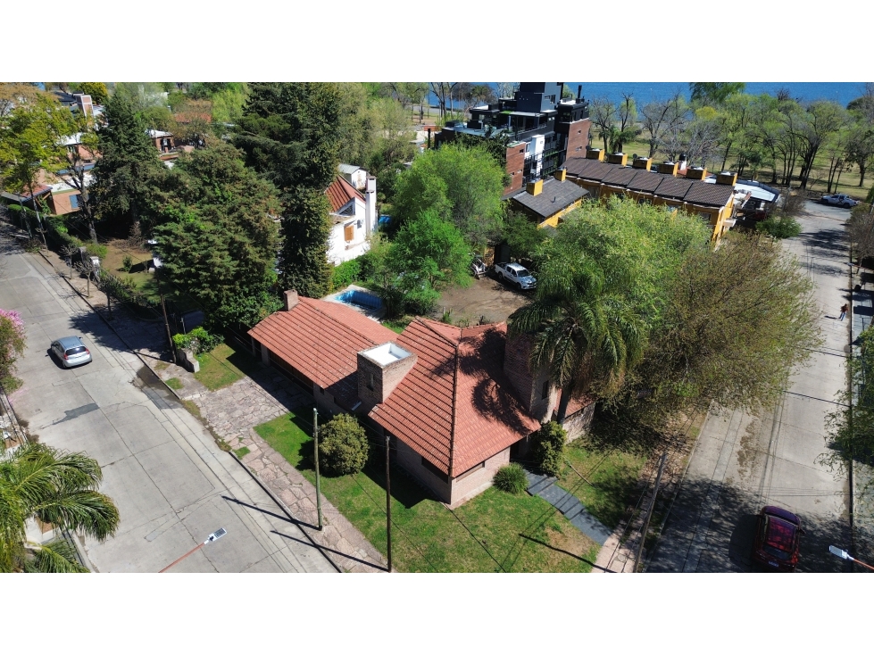 CASA EN VENTA CARLOS PAZ, SANTA RITA A 100 M DE LA COSTANERA - 2