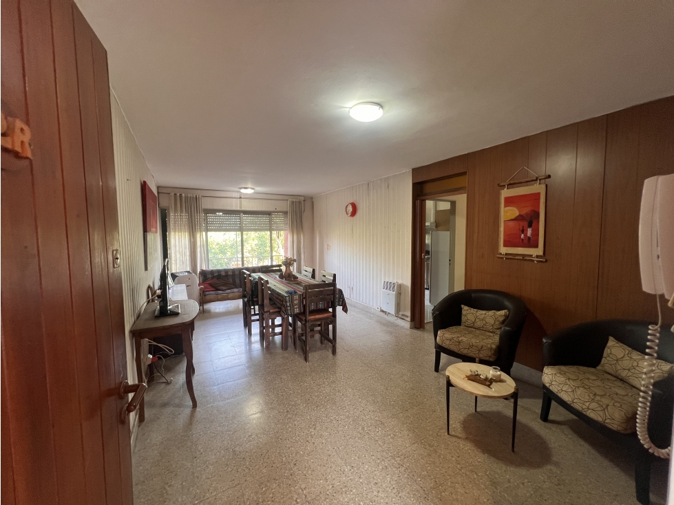 DEPARTAMENTO EN VENTA CON PILETA Y COCHERA