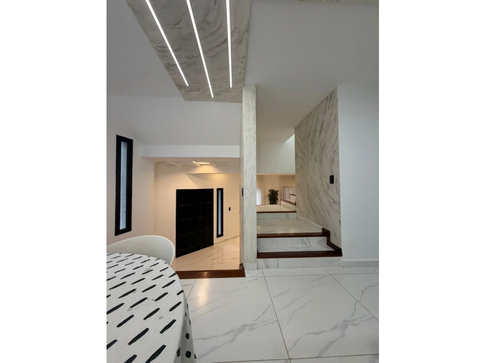 VENTA CASA SOÑADA EN COSTA AZUL SUR CARLOS PAZ - 2
