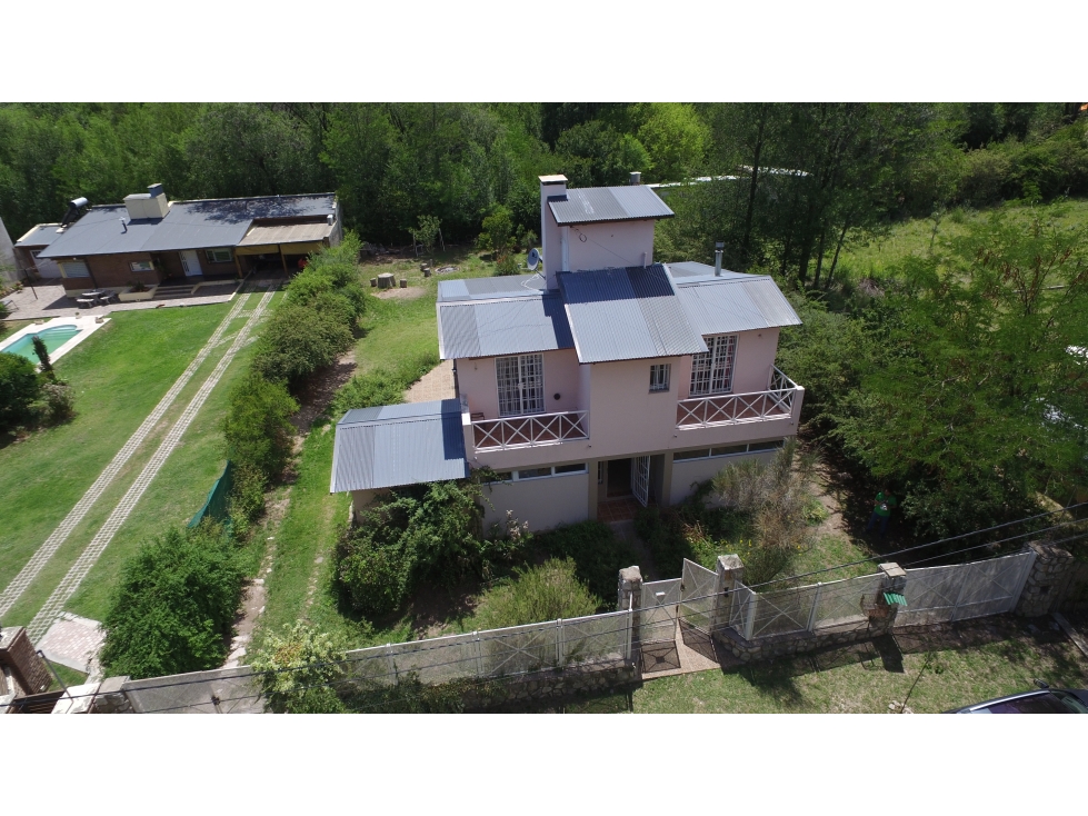 VENTA HERMOSÍSIMA CASA MUY BIEN UBICADA EN VILLA GIARDINO - 2