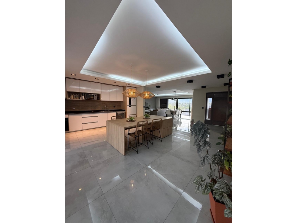 VENTA CASA CARLOS PAZ, EN EL ÚNICO BARIO CERRADO DE CARLOS PAZ — foto 4