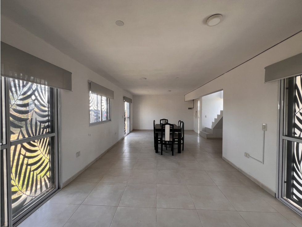 VENTA Y ALQUILER ANUAL, 3 DORMITORIOS MAS TERRAZA VISTA A LAS SIERRAS - 4