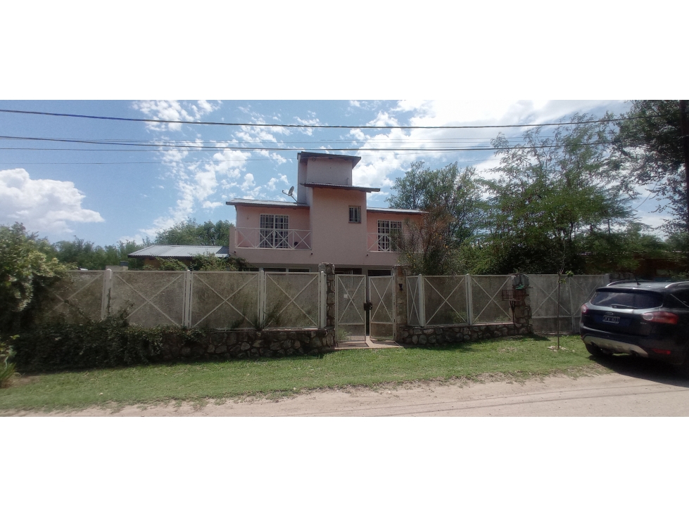 VENTA HERMOSÍSIMA CASA MUY BIEN UBICADA EN VILLA GIARDINO - 3