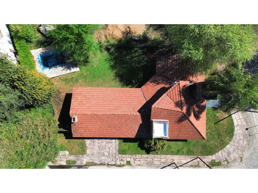 CASA EN VENTA CARLOS PAZ, SANTA RITA A 100 M DE LA COSTANERA - 3