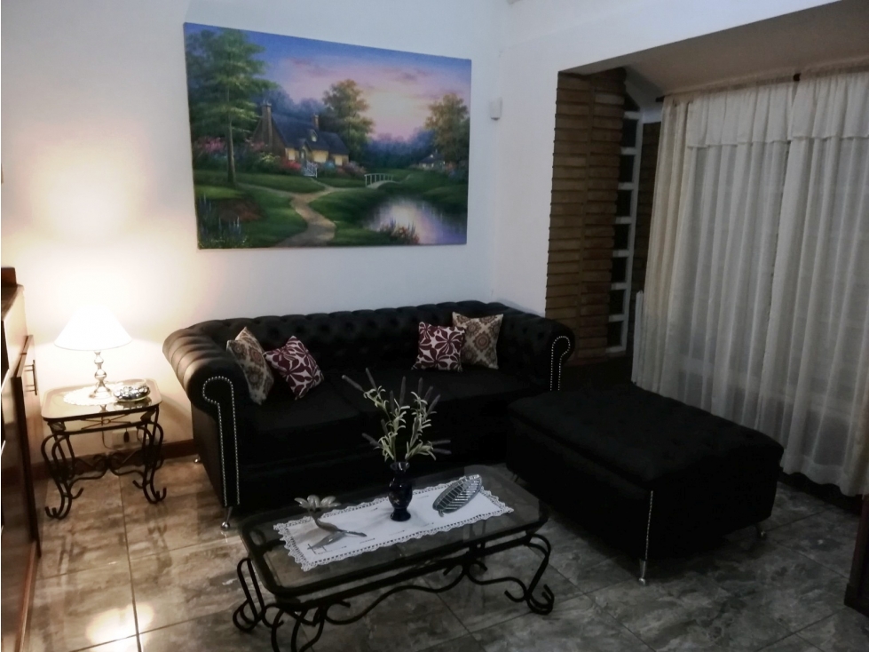 ALQUILER ANUAL CASA CÉNTRICA VILLA CARLOS PAZ — foto 3