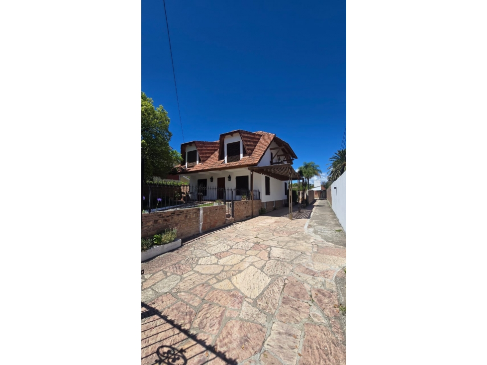 Alquiler temporario casa para hasta 12 personas en carlos paz