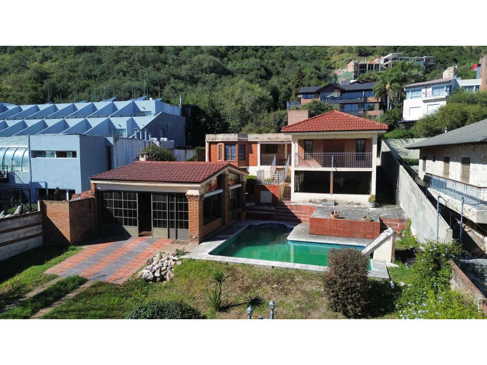 VENTA CASA BIFAMILIAR EN BARRIO LA CUESTA CARLOS PAZ - 2
