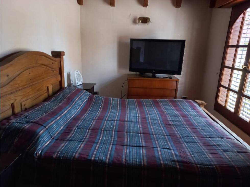 Alquiler temporario casa para hasta 12 personas en carlos paz - 4