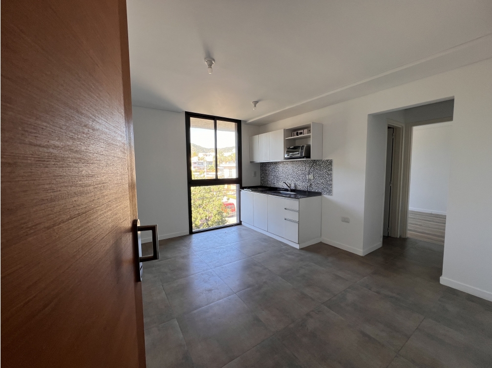 VENTA DEPARTAMENTO CENTRO CON COCHERA OPORTUNIDAD - 1