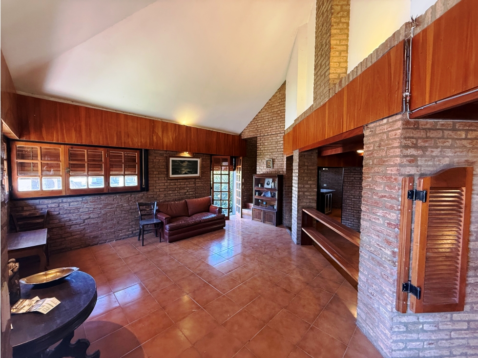CASA EN VENTA CARLOS PAZ, SANTA RITA A 100 M DE LA COSTANERA - 6