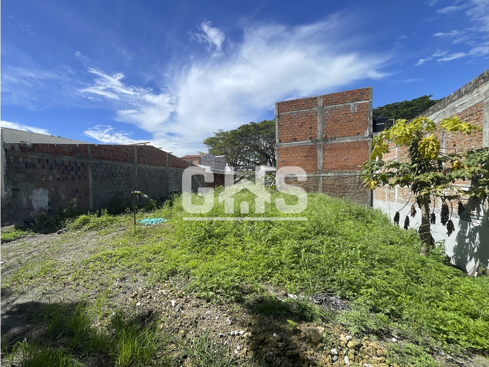 SE VENDE LOTE URBANO EN BARRIO CAMBULOS CARTAGO - 1