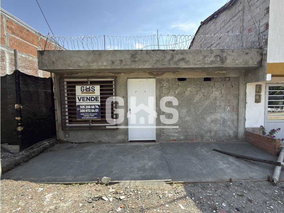 SE VENDE CASA EN OBRA GRIS BARRIO LAURELES CARTAGO