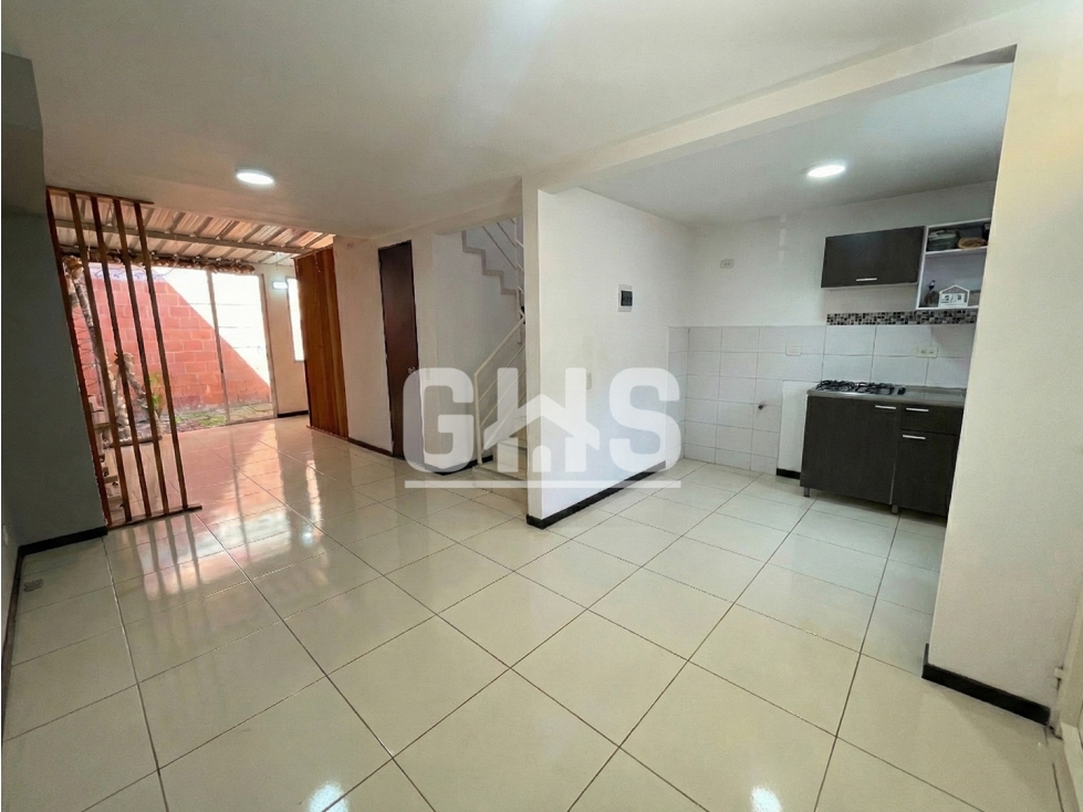 CASA EN VENTA BARRIO EMAUS CARTAGO