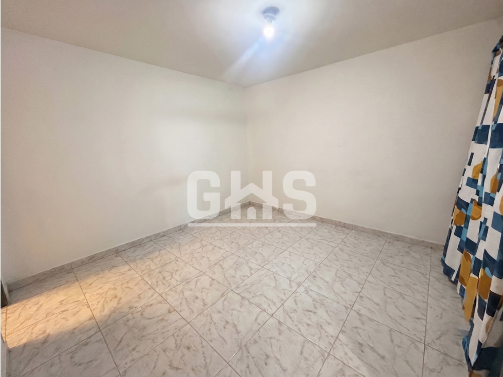SE VENDE CASA EN EL BARRIO JOSE GABRIEL CALDERON CARTAGO — foto 3