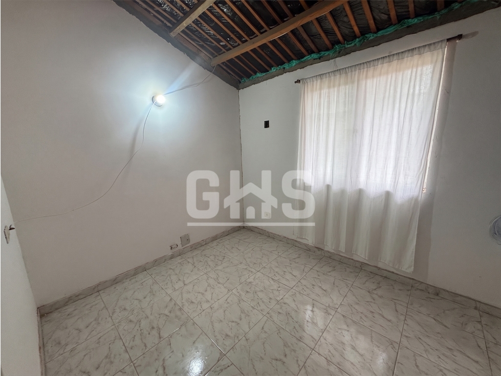 SE VENDE CASA EN EL BARRIO JOSE GABRIEL CALDERON CARTAGO — foto 4