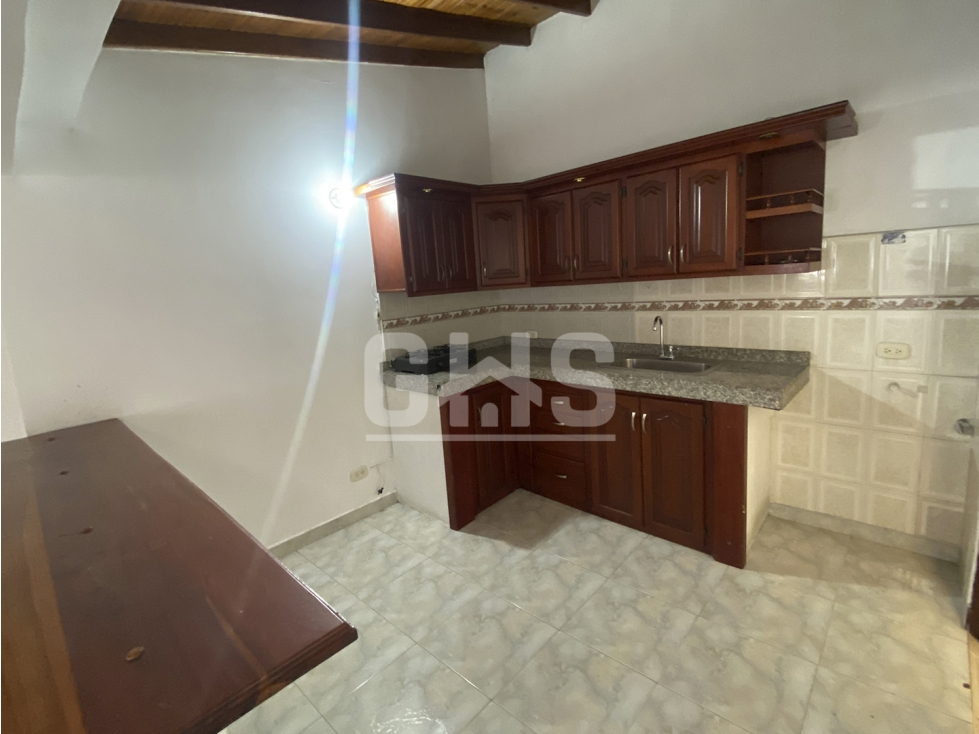 SE ARRIENDA APARTAMENTO EN EL CENTRO DE CARTAGO — foto 2