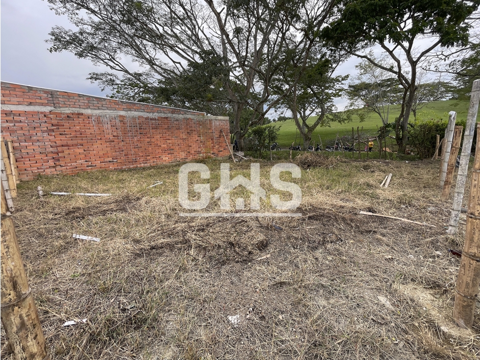 SE VENDE LOTE EN BARRIO NUEVA COLOMBIA CARTAGO - 2
