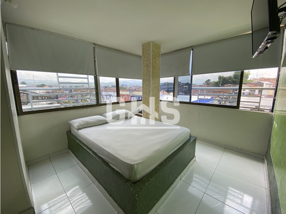 SE VENDE HOTEL DE 4 PISOS A PUERTA CERRADA EN CARTAGO - 5