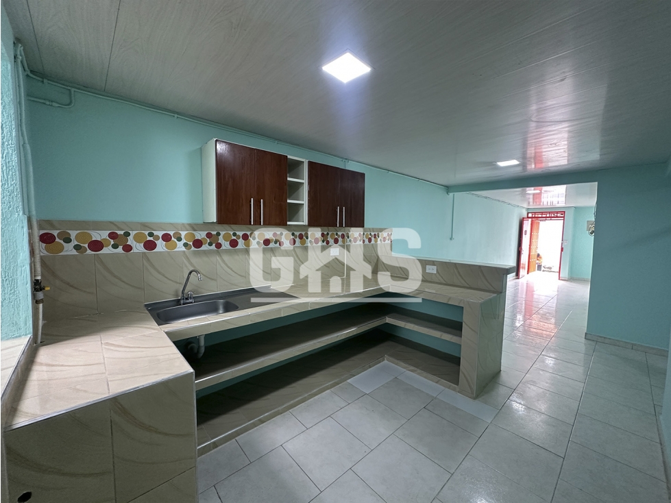SE VENDE CASA EN EL BARRIO LOS ALPES CARTAGO — foto 3