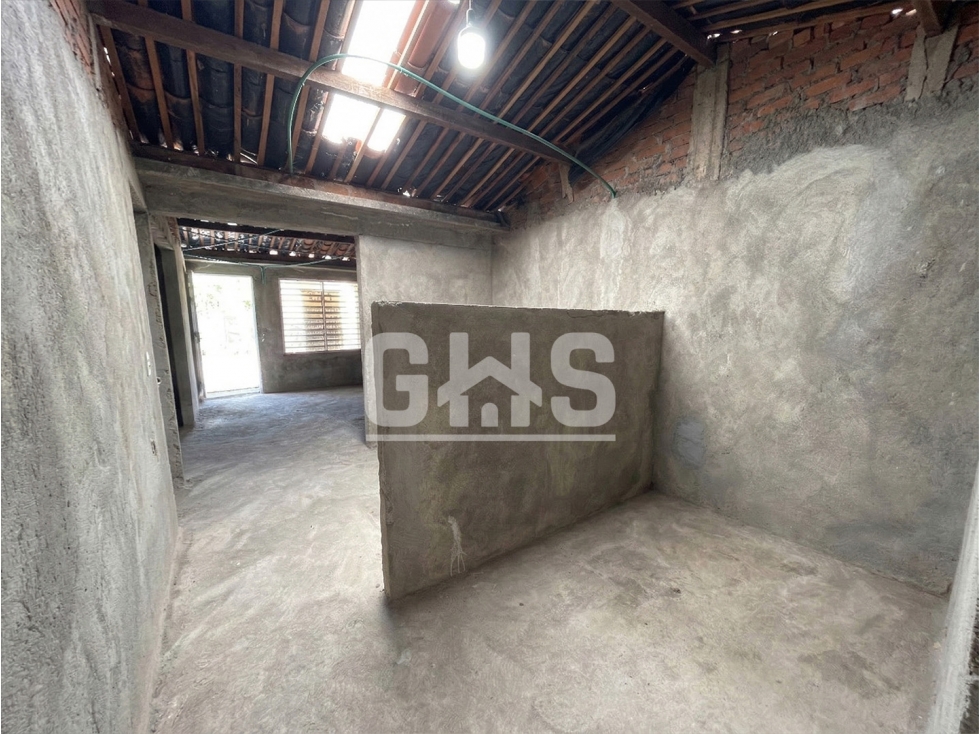 SE VENDE CASA EN OBRA GRIS BARRIO LAURELES CARTAGO — foto 3