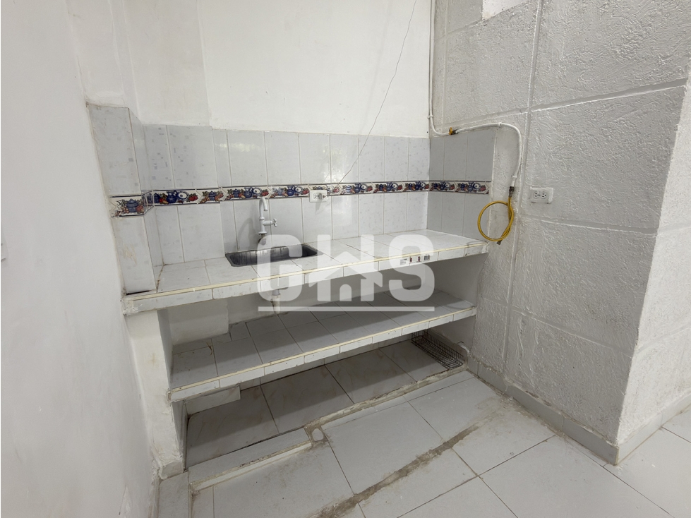 SE ARRIENDA LOCAL COMERCIAL BARRIO EL LLANO CARTAGO - 3