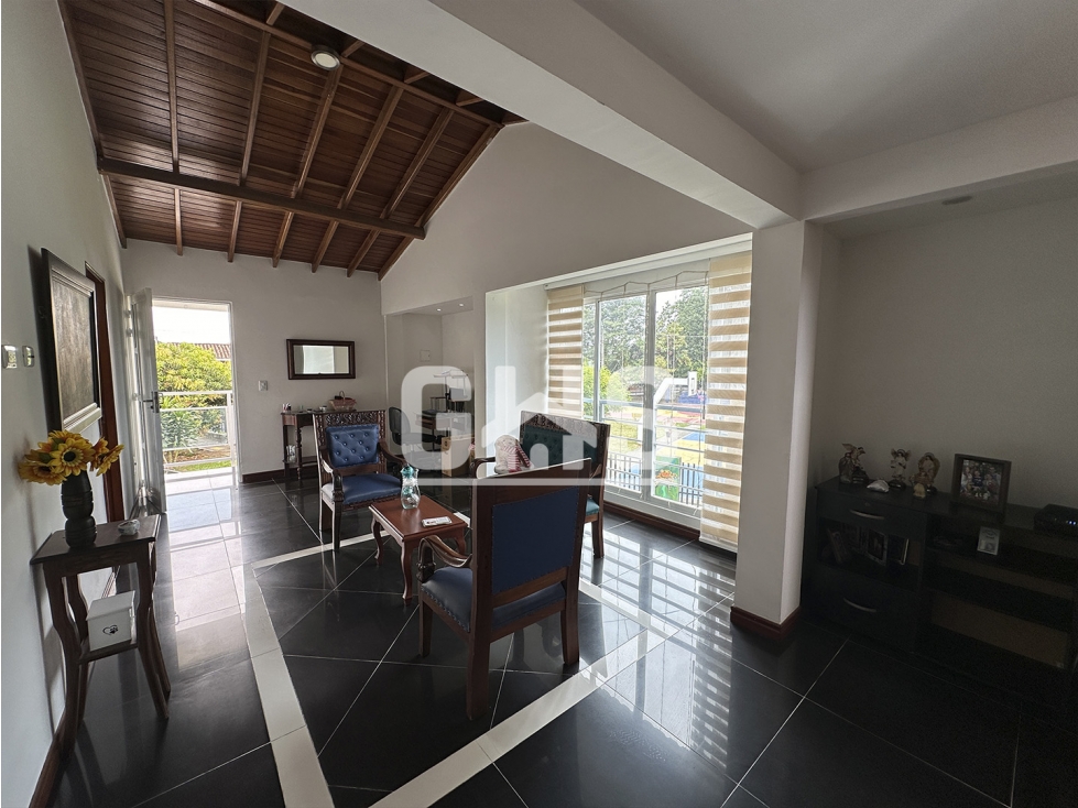 CASA ESQUINERA EN VENTA EN BARRIO ALAMOS CARTAGO - 6