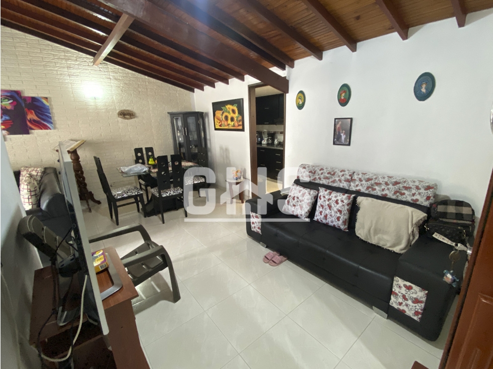 SE VENDE CASA EN BARRIO VILLA ELENA CARTAGO — foto 2