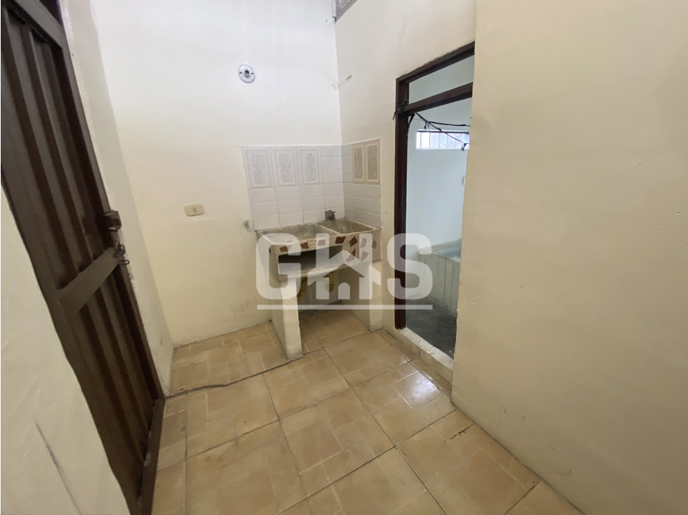 SE ARRIENDA APARTAMENTO EN EL CENTRO DE CARTAGO — foto 6