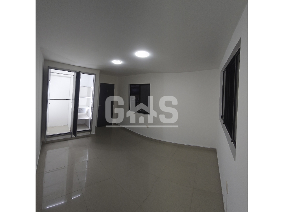 SE VENDE CASA CON LOCAL EN BARRIO SAN NICOLAS CARTAGO — foto 6